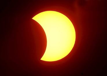 Galicia and Northern Portugal coast prepares for a unique astronomical event: near-total solar eclipse and the Iberian Peninsula's latest sunsets